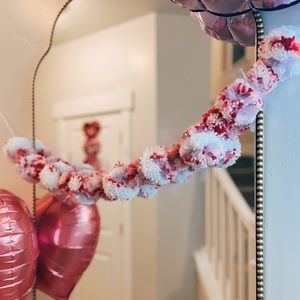 Pom Pom Garland